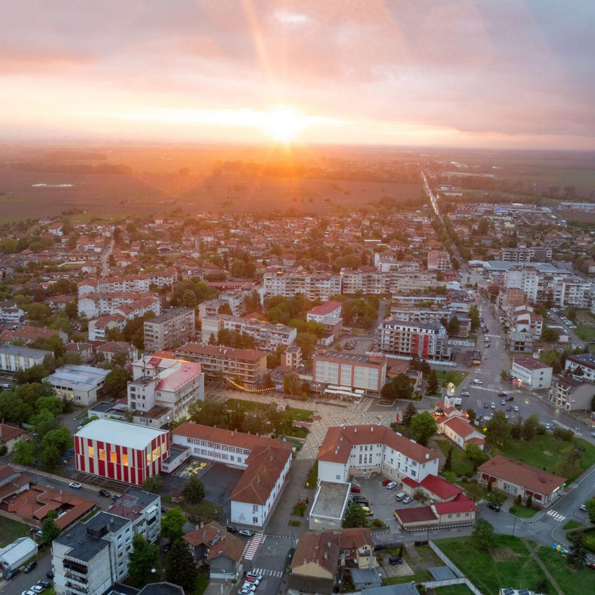 Bird's eye view of Elin Pelin