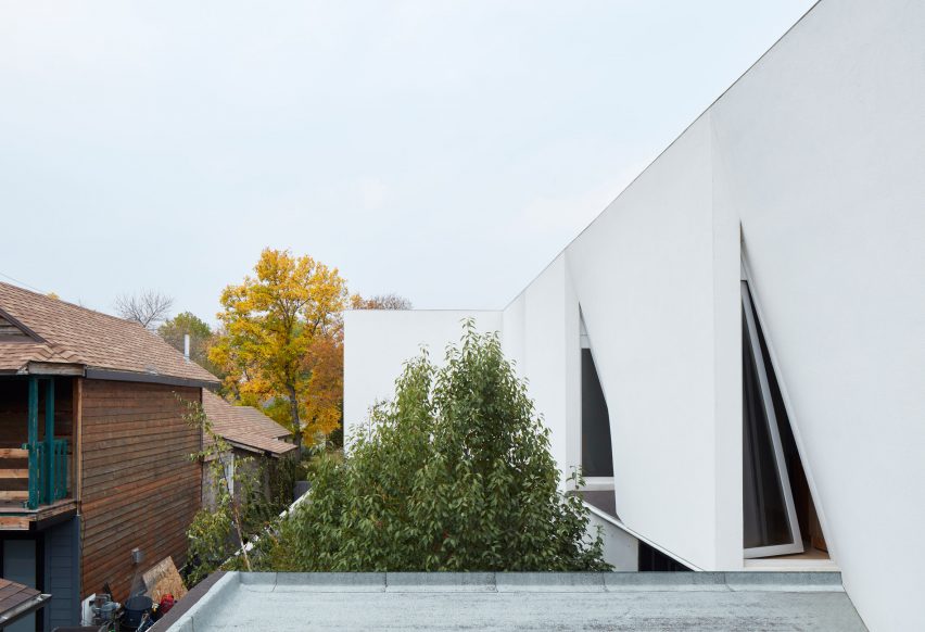 5468796 Architecture