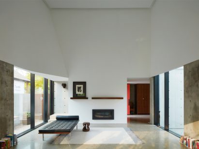 Double-height ceiling in Arthur House by 5468796 Architecture