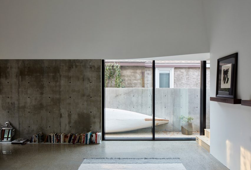 5468796 Architecture