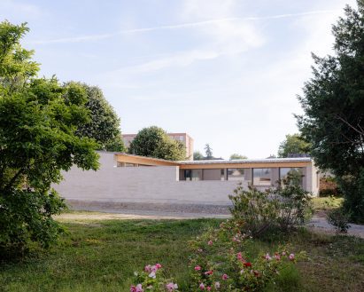 Exterior view of House on Rue de Clermont in France