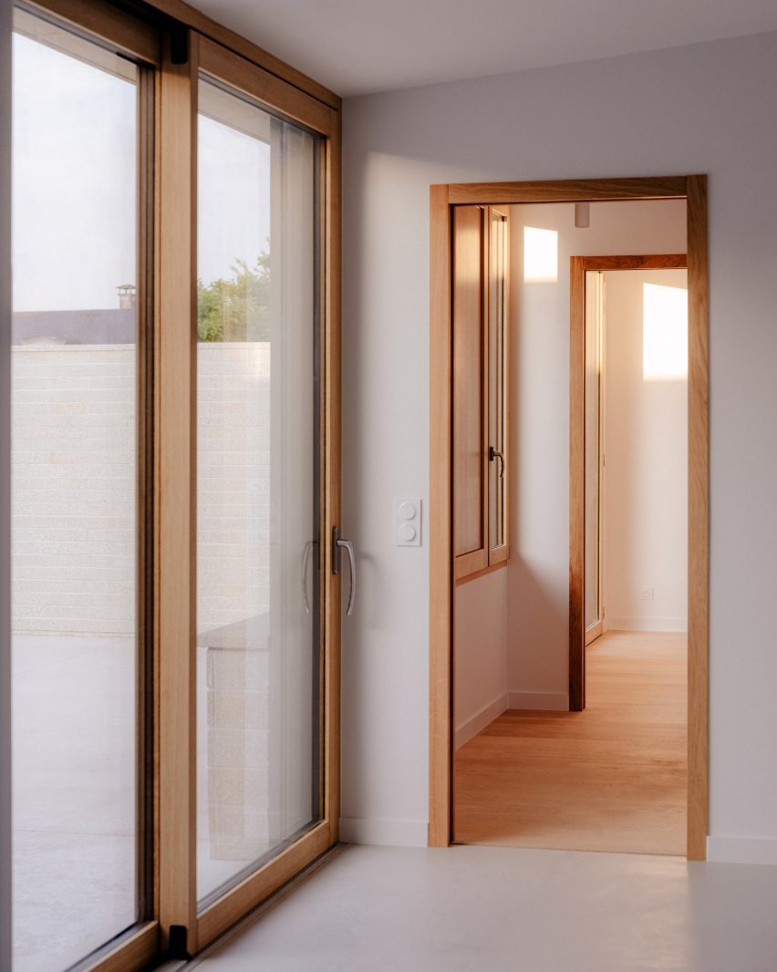 House on Rue de Clermont by A.TM