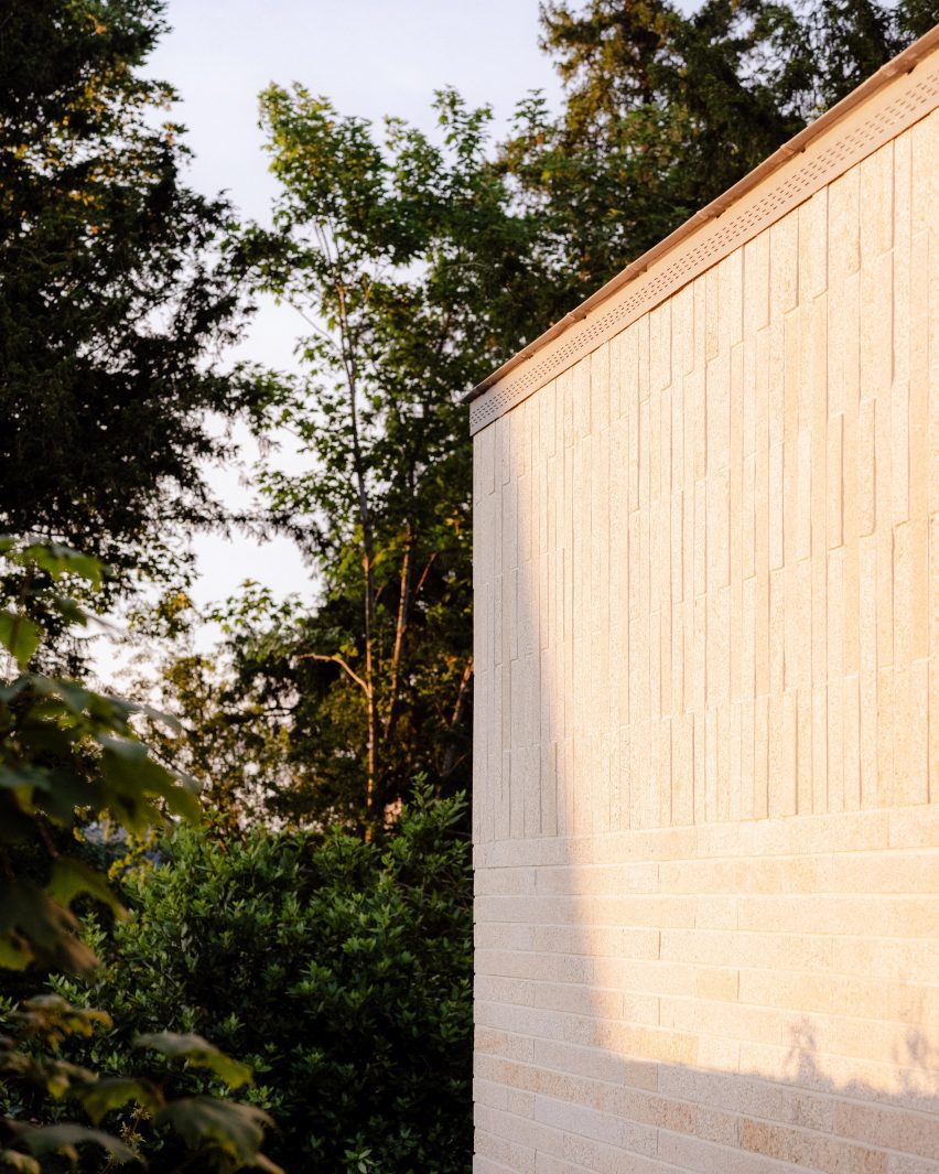 House on Rue de Clermont by A.TM