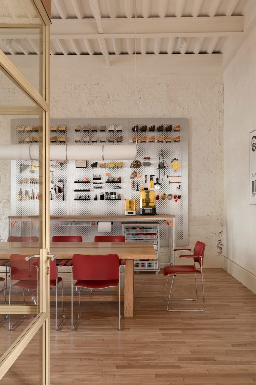 Banda Creative Agency in Kyiv, Ukraine designed by Ater Architects
