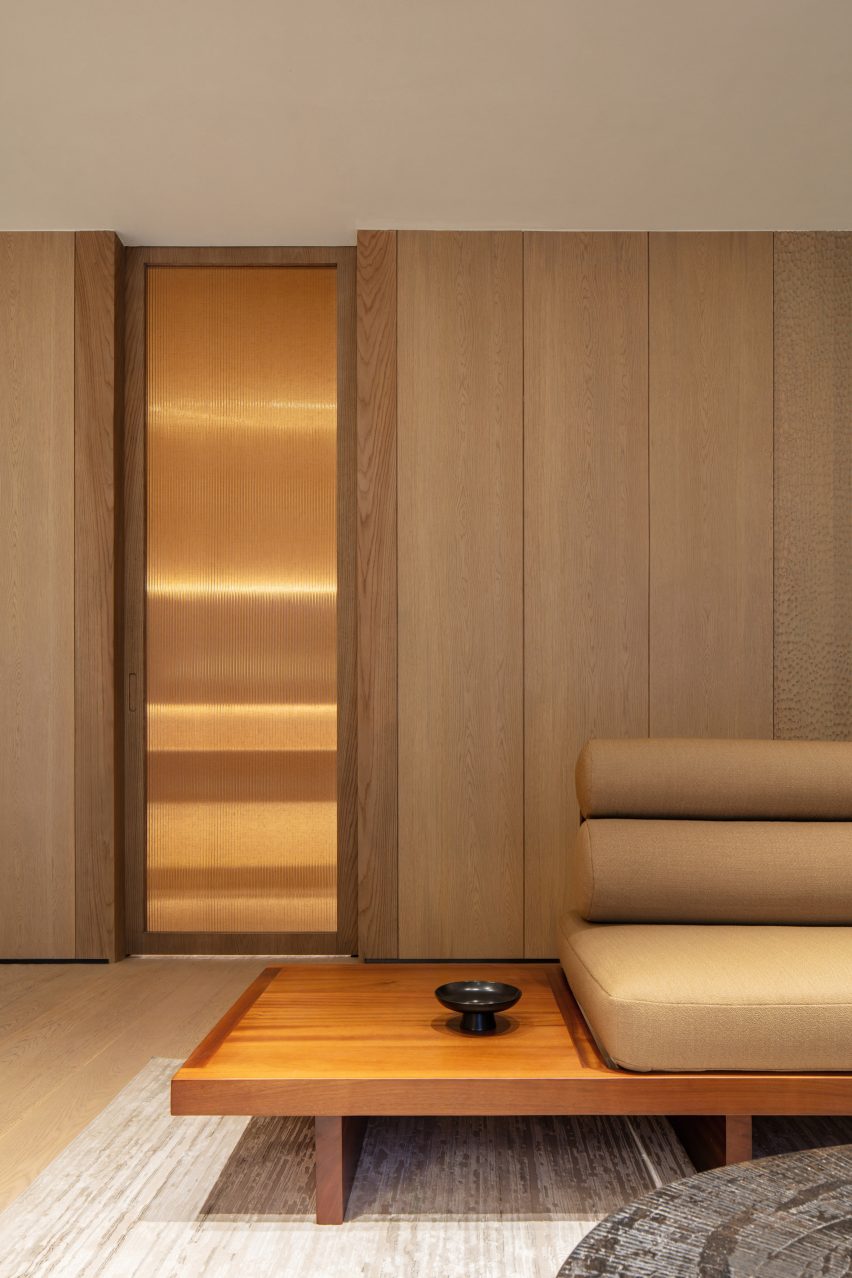 Jiangnan House Yangzhou Guangling by BLUE Architecture Studio and the Urban Architecture Lab at Southeast University