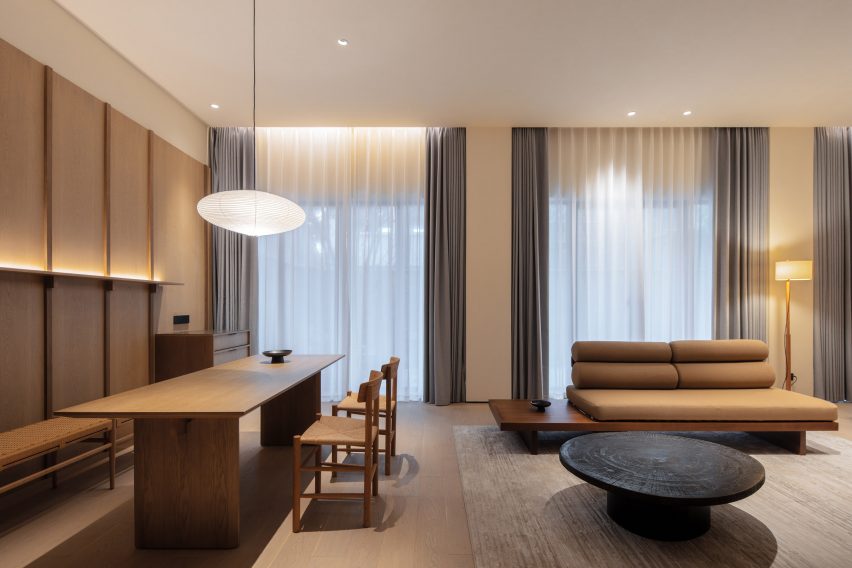 Jiangnan House Yangzhou Guangling by BLUE Architecture Studio and the Urban Architecture Lab at Southeast University