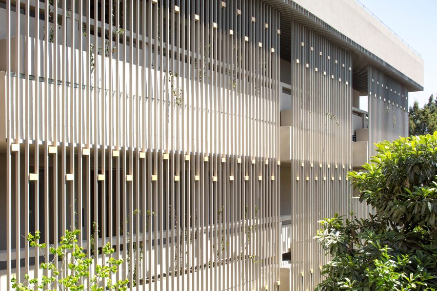 Jiangnan House Yangzhou Guangling by BLUE Architecture Studio and the Urban Architecture Lab at Southeast University