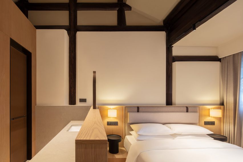 Jiangnan House Yangzhou Guangling by BLUE Architecture Studio and the Urban Architecture Lab at Southeast University