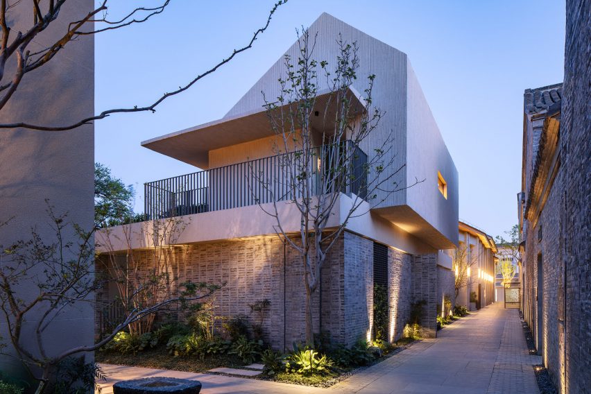 Jiangnan House Yangzhou Guangling by BLUE Architecture Studio and the Urban Architecture Lab at Southeast University