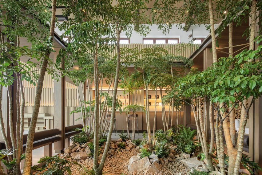 Jiangnan House Yangzhou Guangling by BLUE Architecture Studio and the Urban Architecture Lab at Southeast University