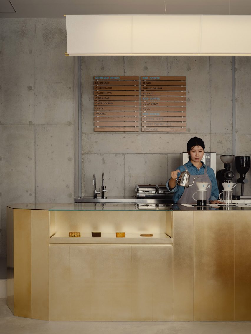 Gold details in Blue Bottle Coffee Shinsaibashi