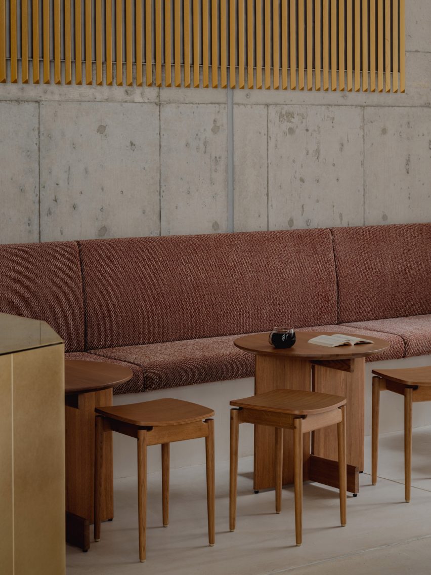 Blue Bottle Coffee Shinsaibashi by Keiji Ashizawa Design