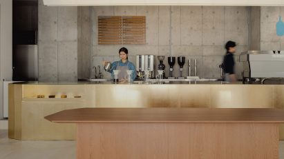 Blue Bottle Coffee Shinsaibashi with gold counter