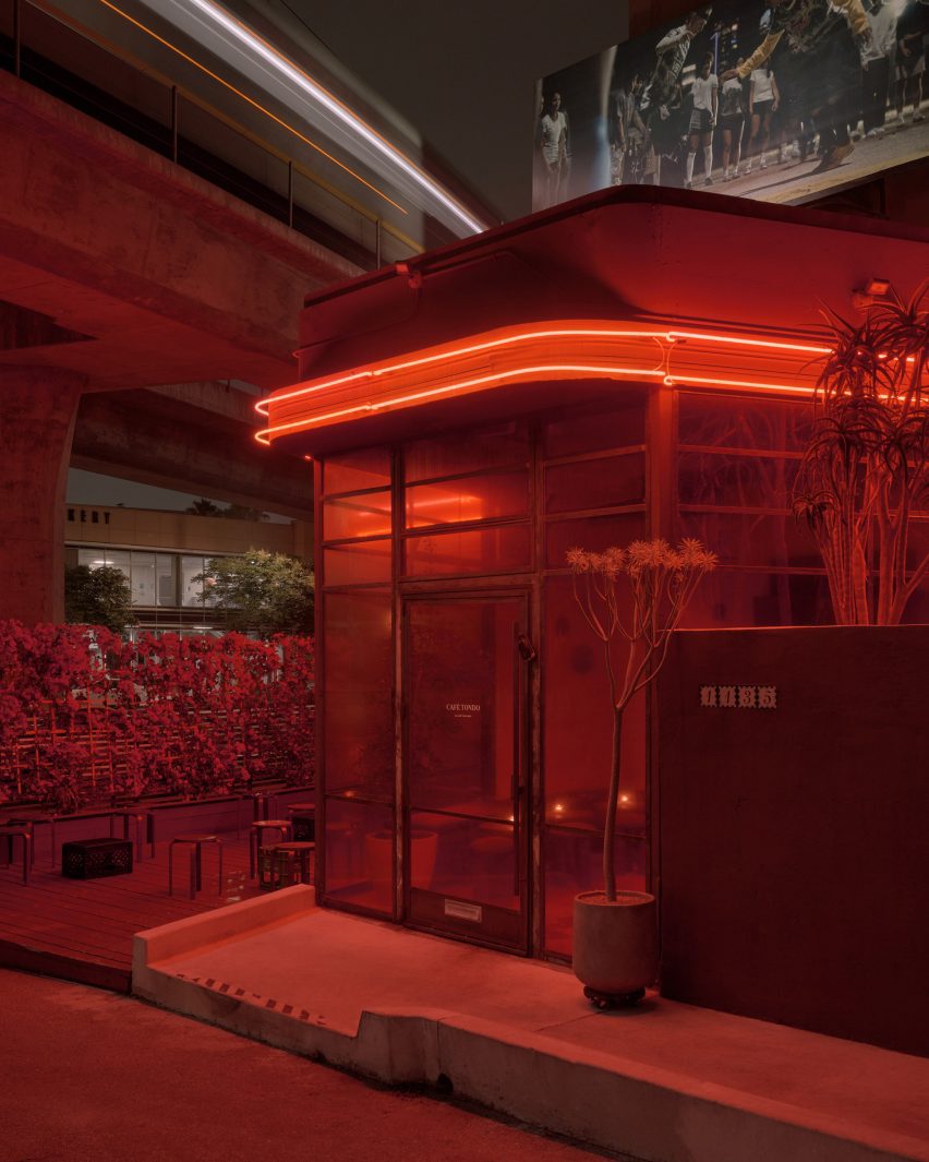 Cafe Tondo by Mouthwash Studio and Aunt Studio