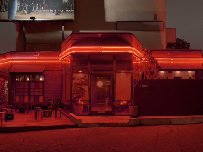 Cafe Tondo by Mouthwash Studio and Aunt Studio