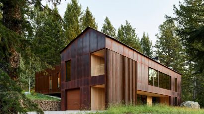 Weathering steel house by CLB