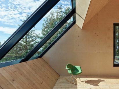 Off-grid cabin