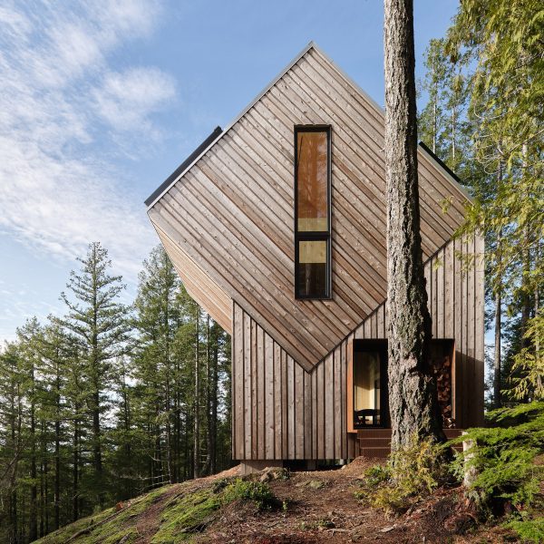 Off-grid cabin