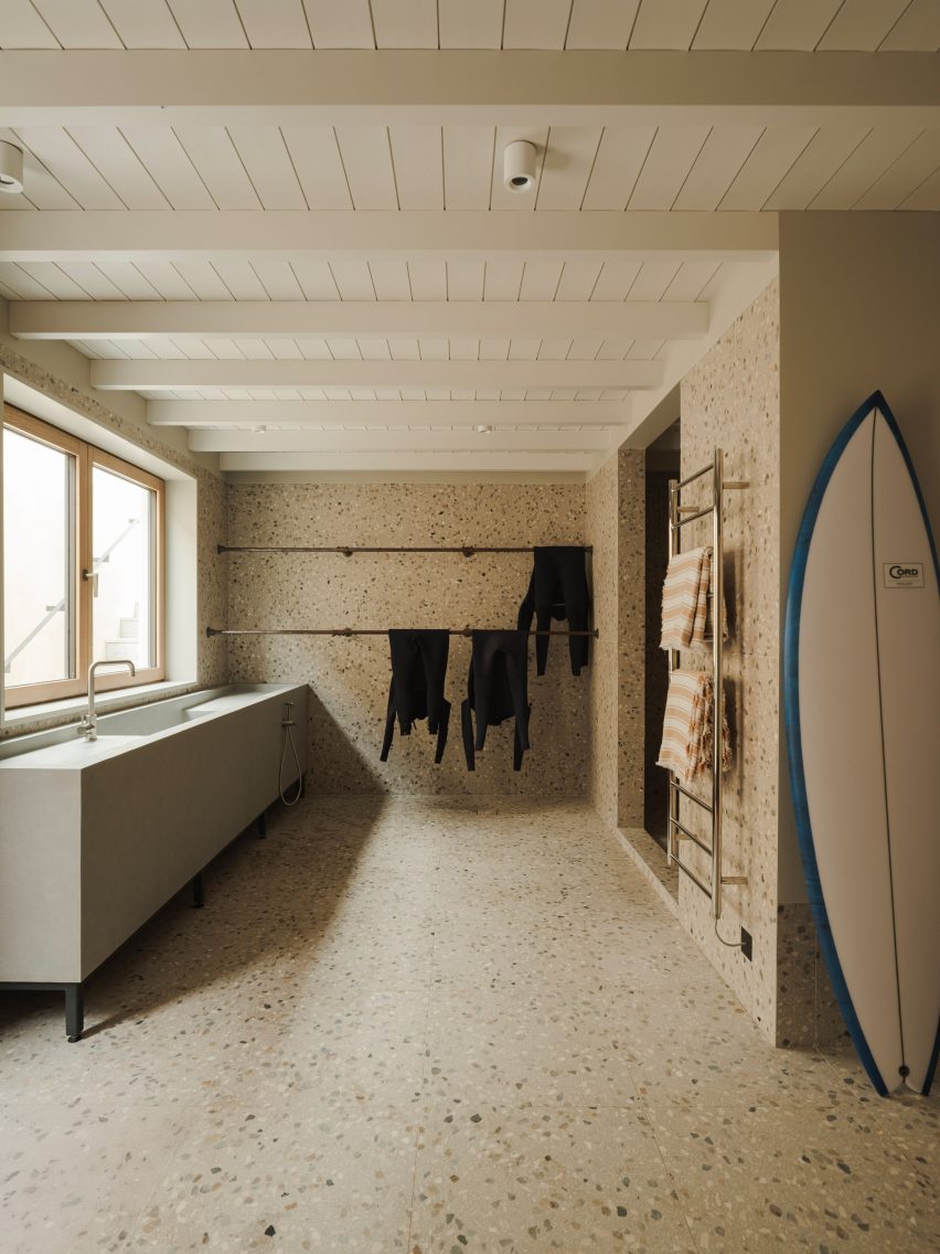 The Cornwall Retreat by De Rosee Sa