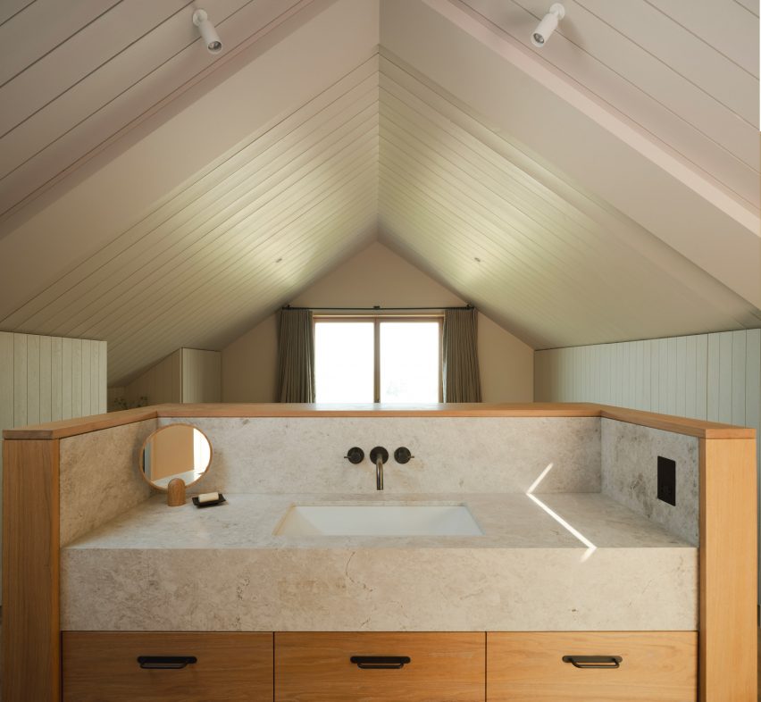 The Cornwall Retreat by De Rosee Sa