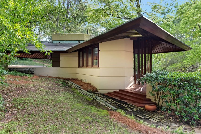 Frank Lloyd Wright house in Jackson