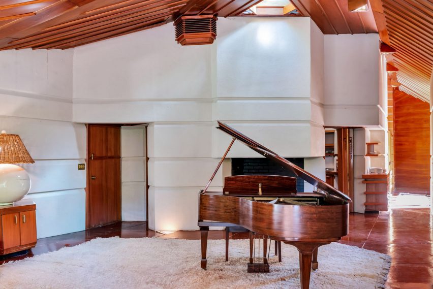 Mississippi Museum of Art purchase of FLW house