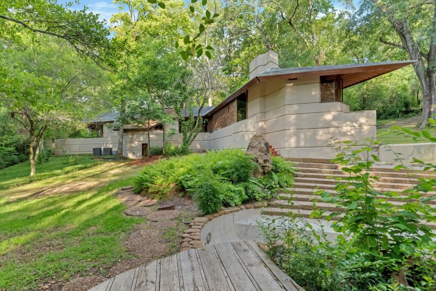 Frank Lloyd Wright house in Jackson