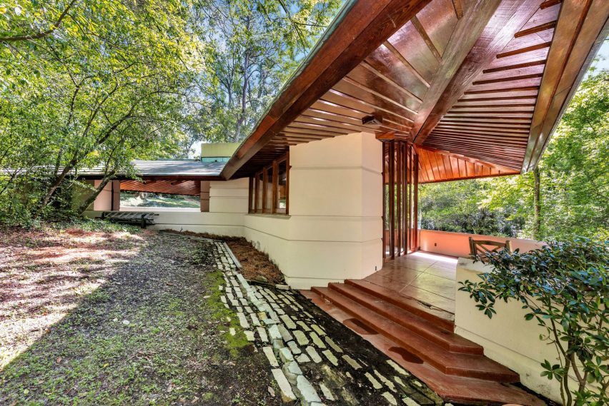 Frank Lloyd Wright house