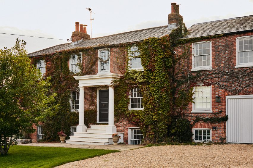 Jackson Design Studio adds copper extension to Hops House in West Sussex
