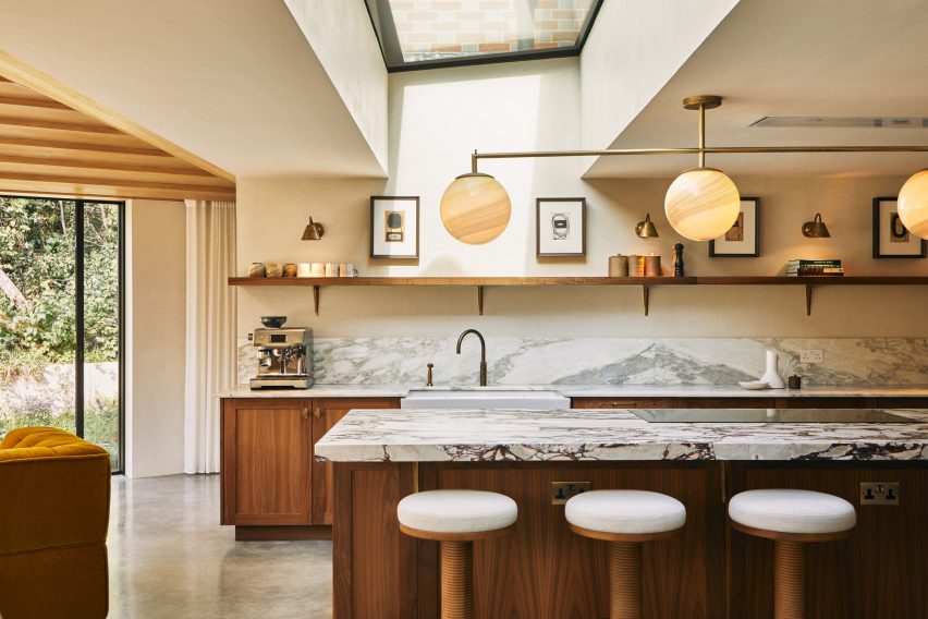 Jackson Design Studio adds copper extension to Hops House in West Sussex