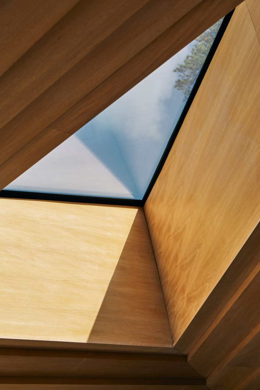Jackson Design Studio adds copper extension to Hops House in West Sussex