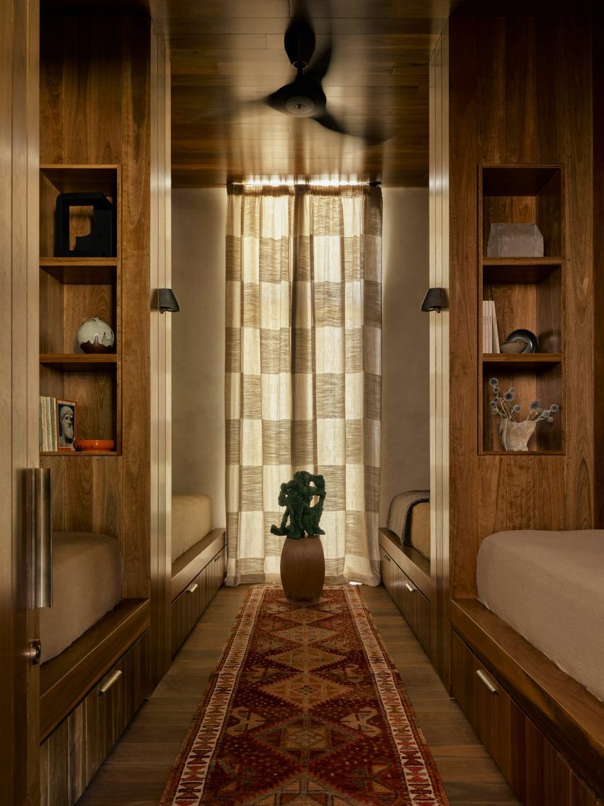 Howqua River Lodge by RobMills Architecture and Interiors