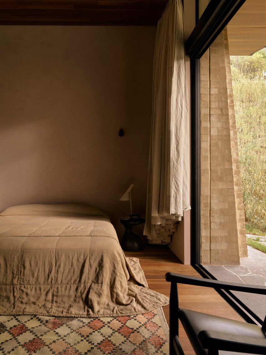 Howqua River Lodge by RobMills Architecture and Interiors