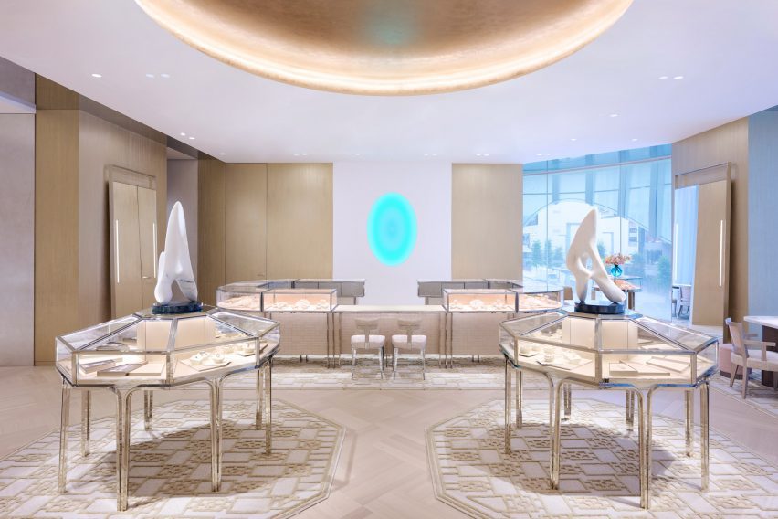 Tiffany & Co store by Jun Aoki