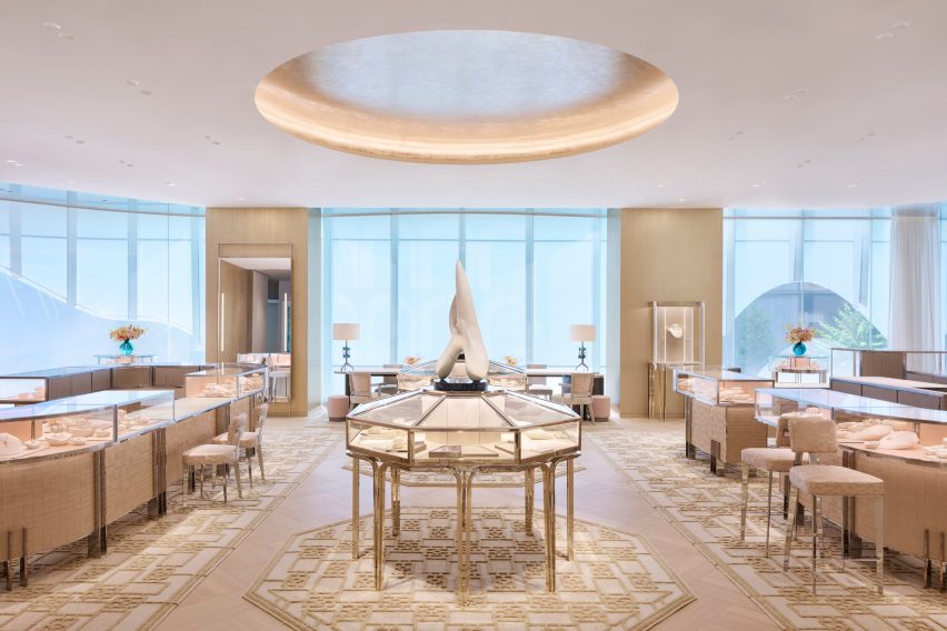Tiffany & Co store by Jun Aoki
