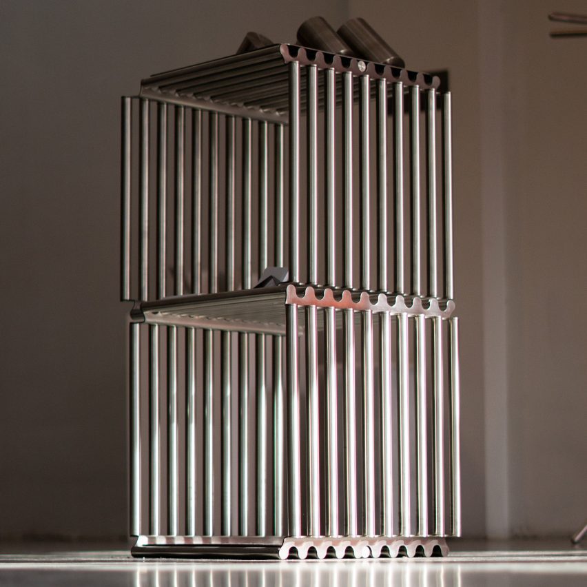 Monomaterial shelving