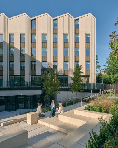 Exterior view of the Life and Mind Building in Oxford