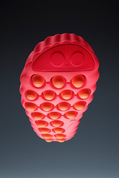 Sole of Nike Mind 002 mule and Nike Mind 001