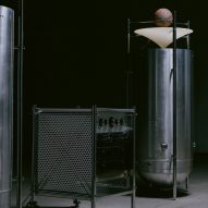 Cylindrical metal speaker