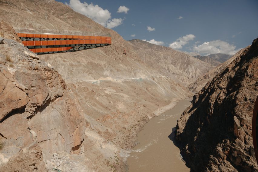 Nujiang River 72 Turns Canyon Scenic Area by Archermit