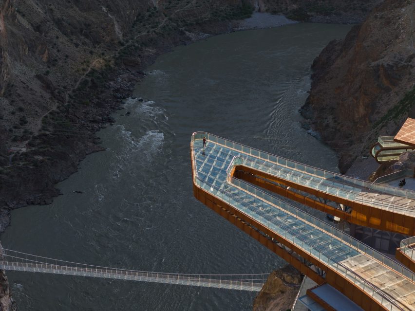 Nujiang River 72 Turns Canyon Scenic Area by Archermit