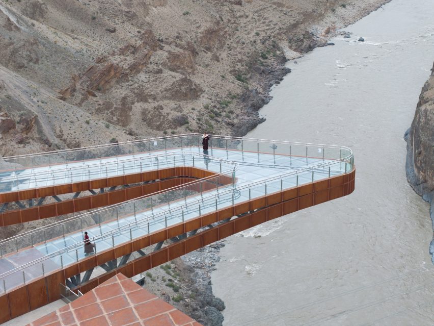 Nujiang River 72 Turns Canyon Scenic Area by Archermit