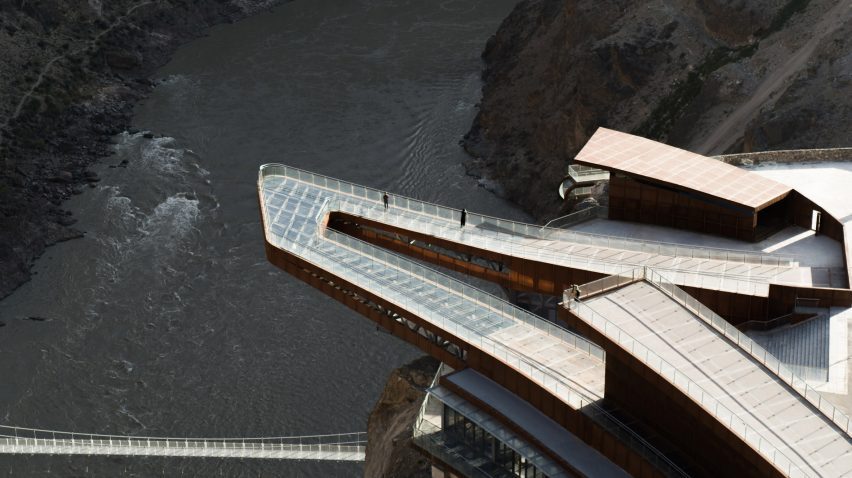 Nujiang River 72 Turns Canyon Scenic Area by Archermit