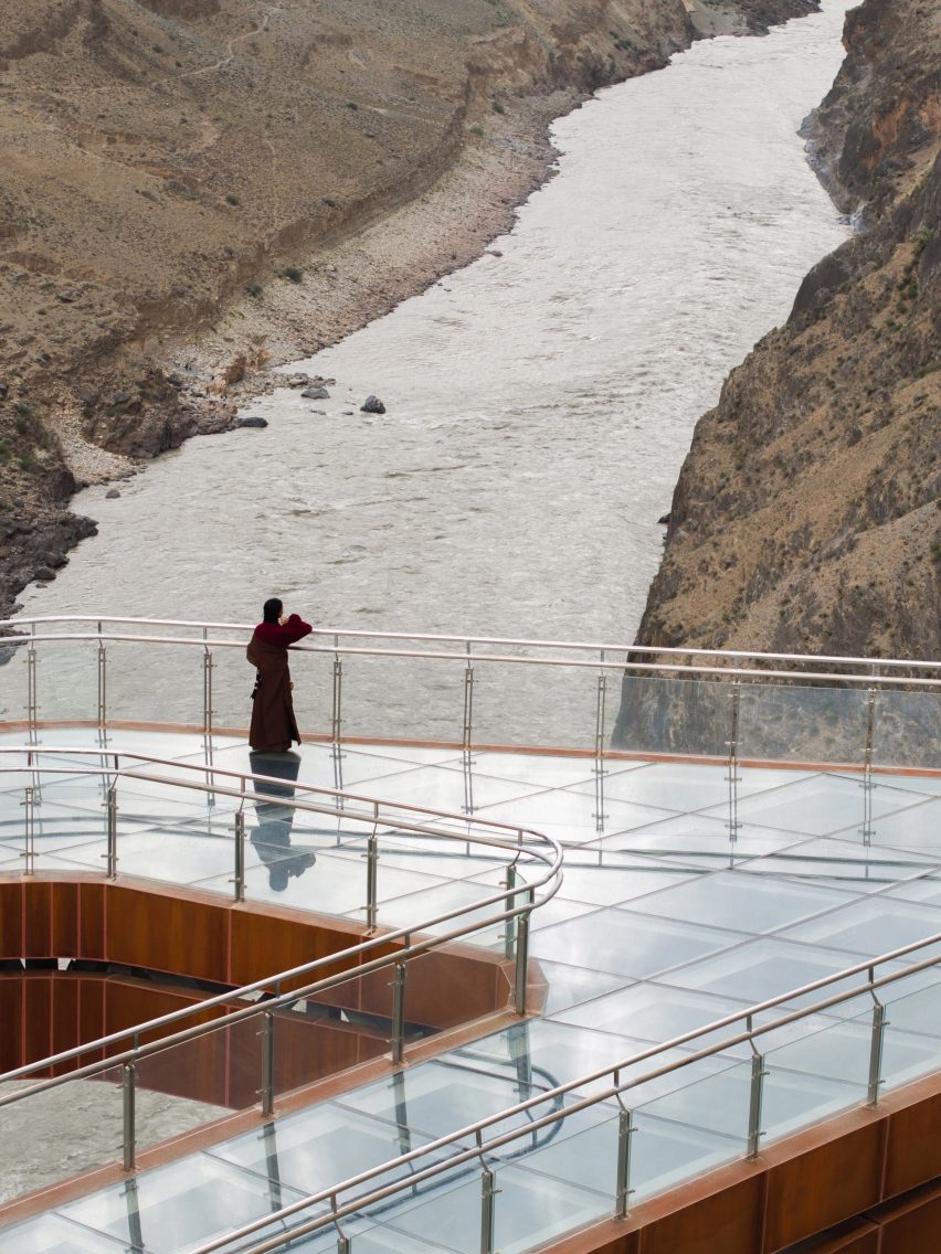 Nujiang River 72 Turns Canyon Scenic Area by Archermit
