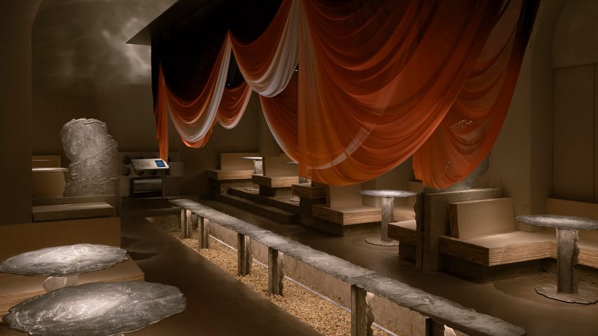 Restaurant by URBA
