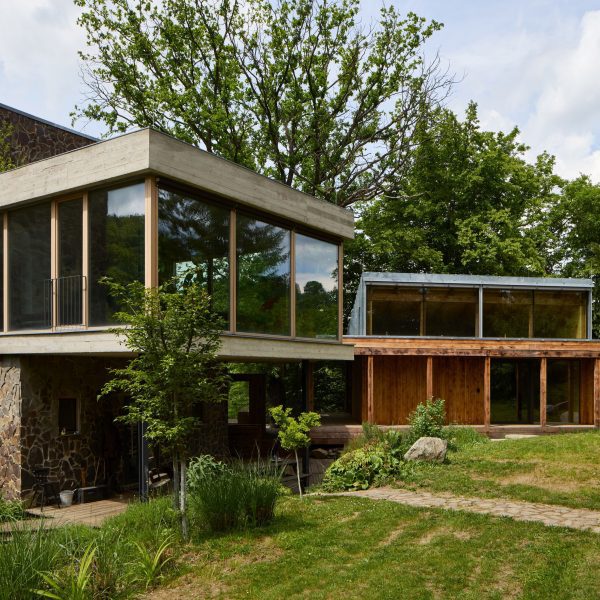 Medník House by Päivä Architekti