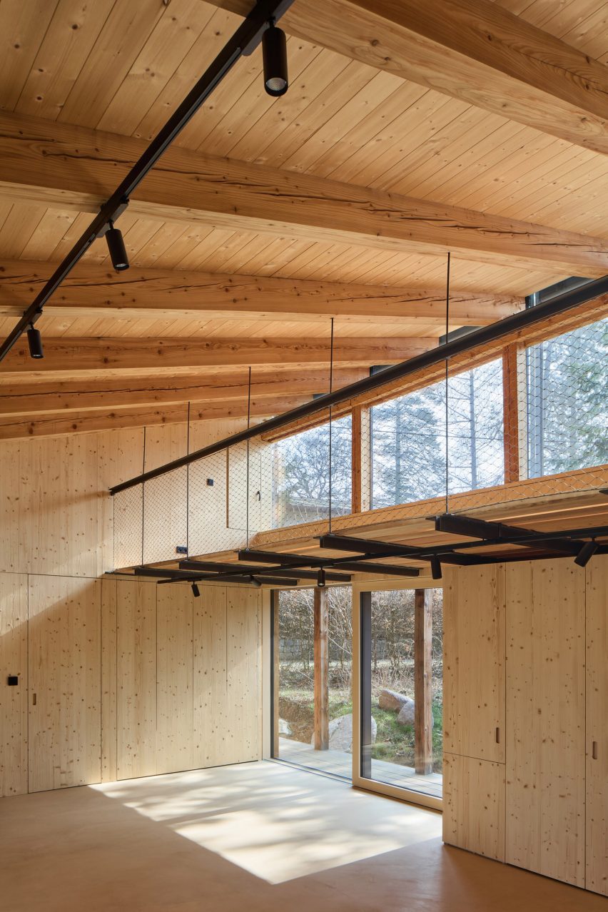 Medník House by Päivä Architekti