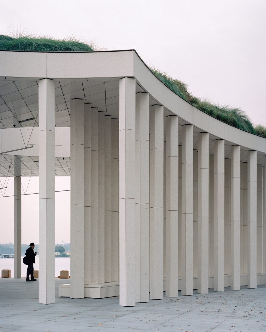 Pier Pavilion by Besley & Spresser