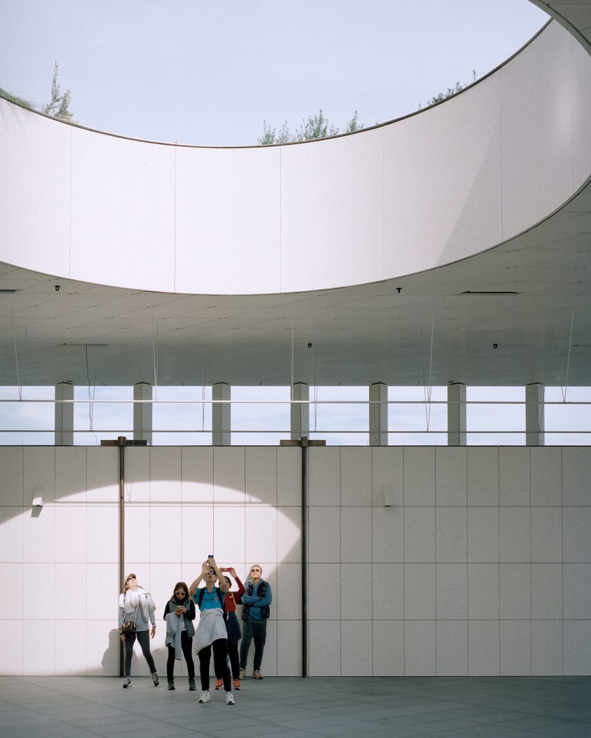 Pier Pavilion by Besley & Spresser