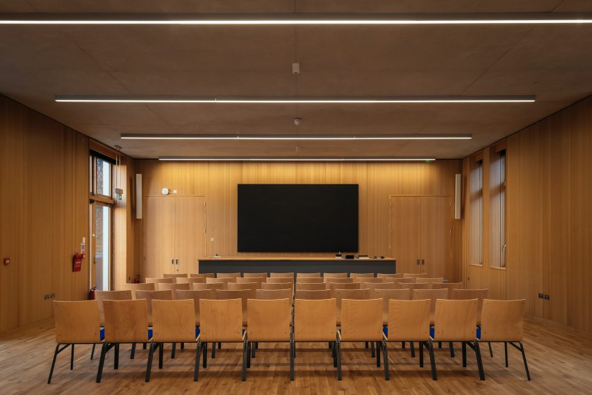 The Rausing Science Centre for The King's School in Canterbury by Walters & Cohen
